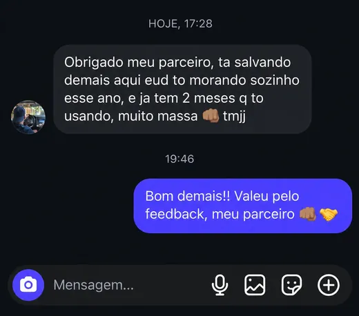 Print de conversa no Instagram: “Obrigado meu parceiro, ta salvando demais aqui eud to morando sozinho esse ano, e ja tem 2 meses q to usando, muito massa, tmjj”, e a resposta “Bom demais!! Valeu pelo feedback, meu parceiro”